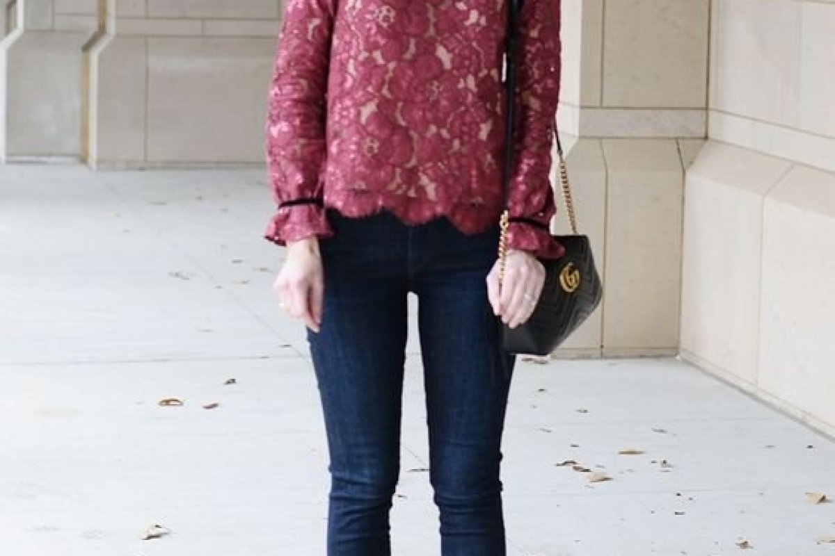 5 peças de renda para incluir no look de trabalho