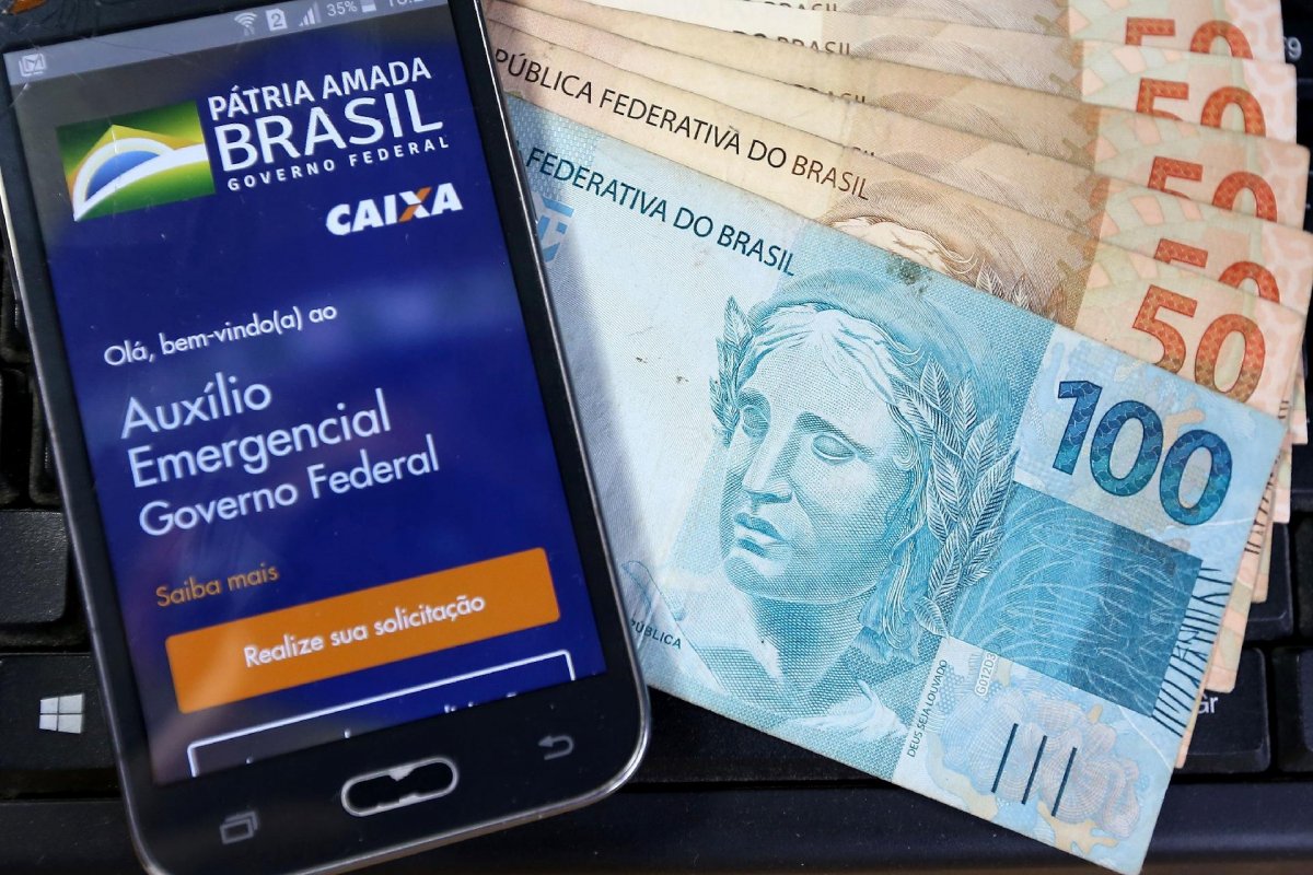 Caixa encerra calendário de depósito do auxílio emergencial ao ciclo 4