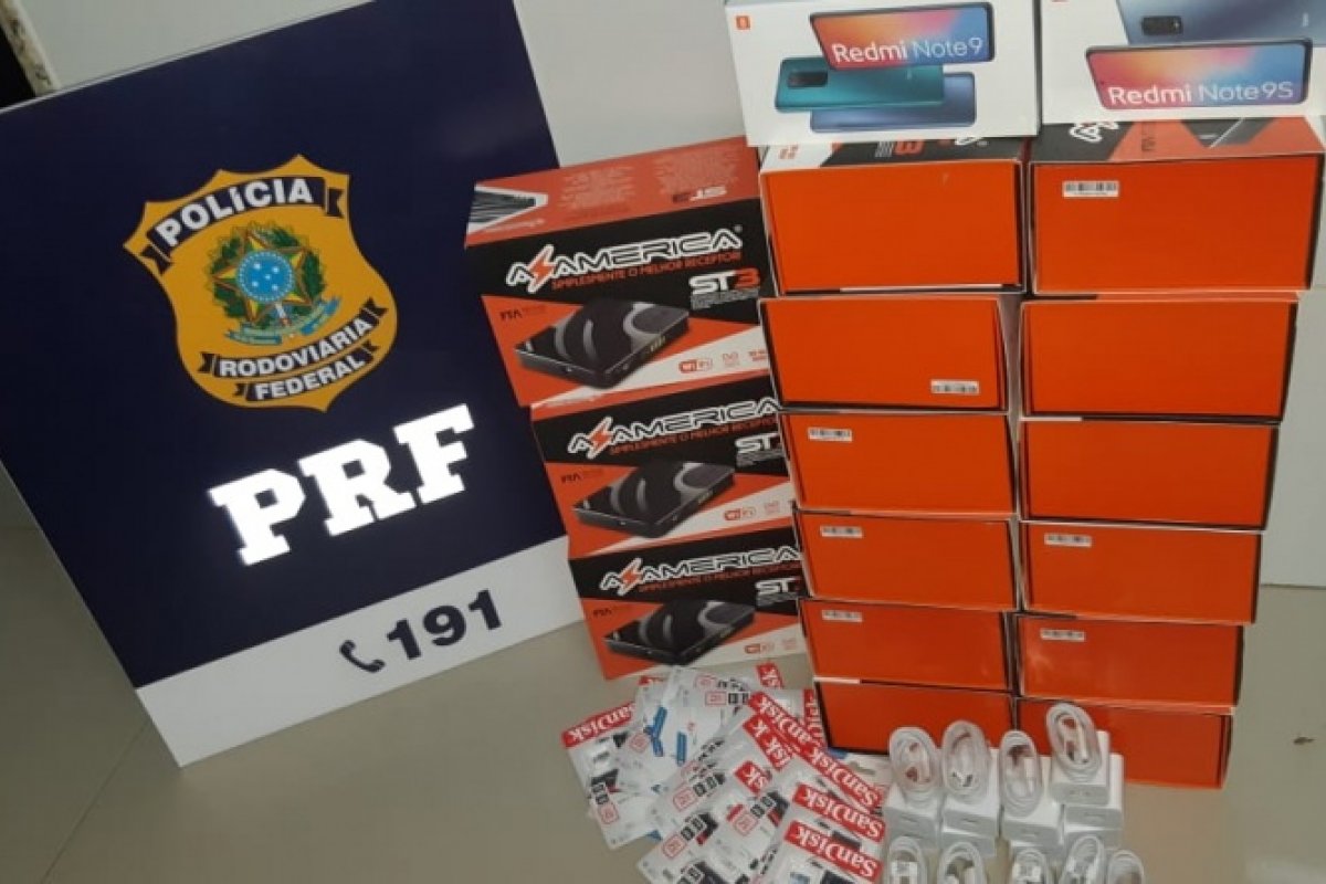PRF-BA apreende aparelhos eletrônicos em ônibus interestadual na BR 242