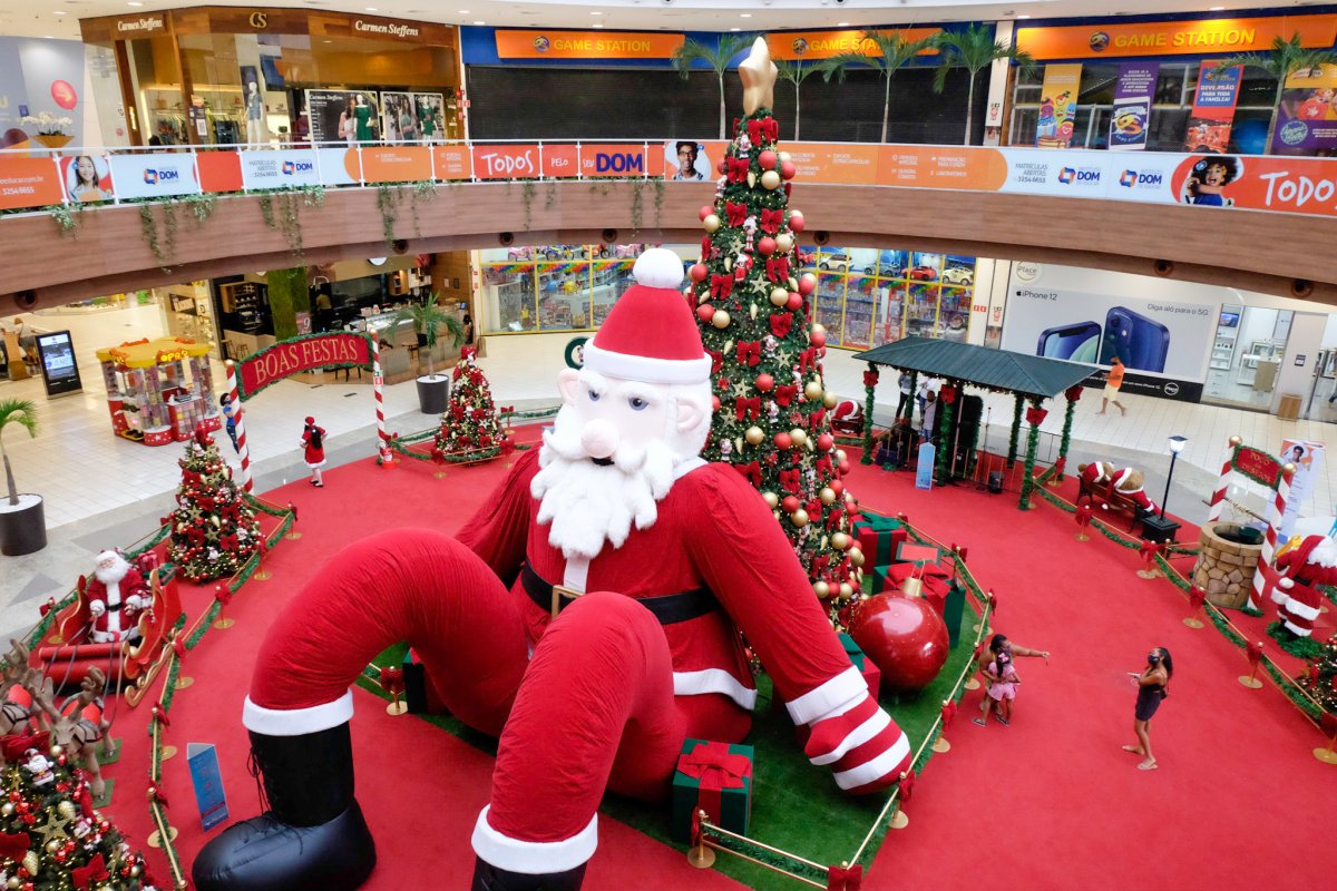 Shopping Paralela inaugura Vila do Natal