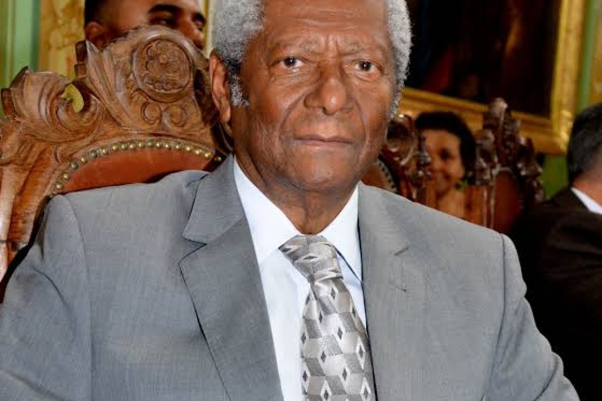 CMS :Edvaldo Brito será homenageado com a Medalha Ruy Barbosa