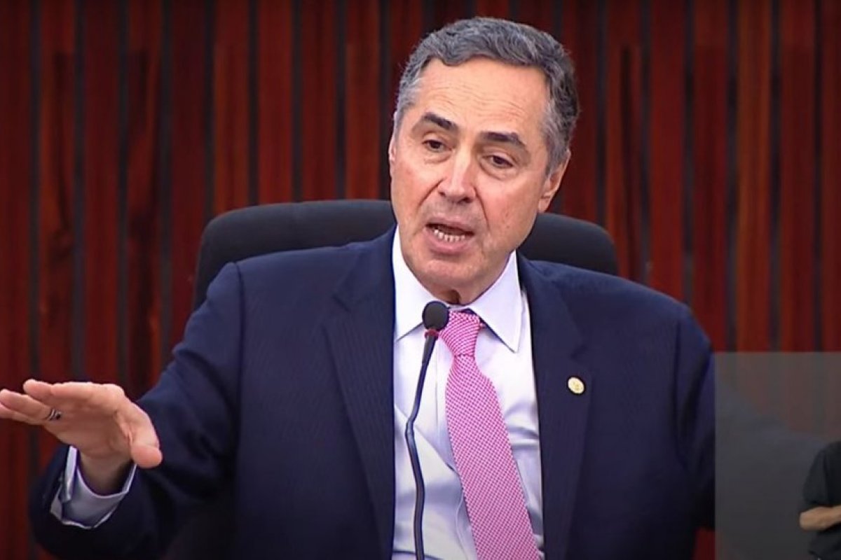 STF mantém decisão que suspendeu foro privilegiado em quatro estados