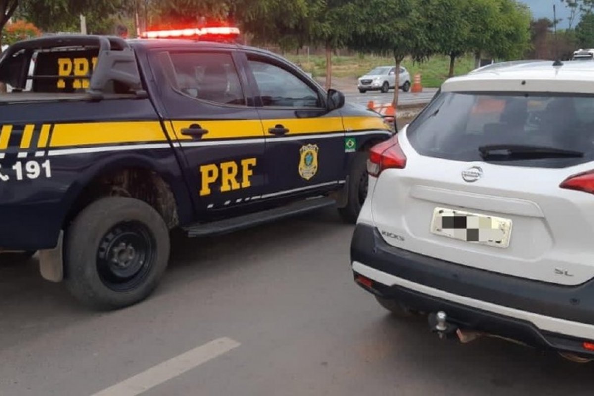 Homem é preso em Barreiras após alugar carro há mais de 2 anos e não devolver o veículo