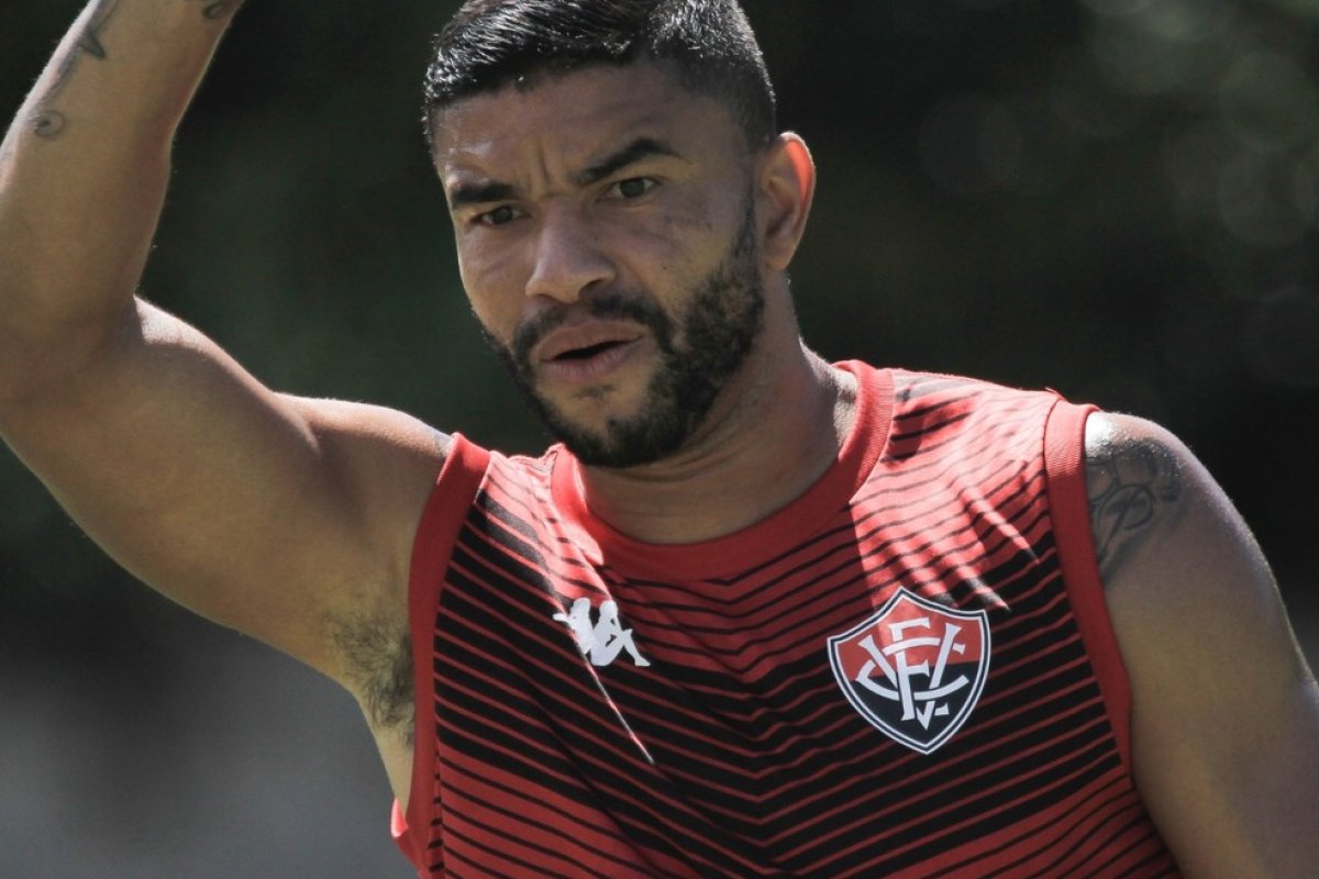 Maurício Ramos comenta sobre conquistar primeiro triunfo fora de casa na atual edição da Série B