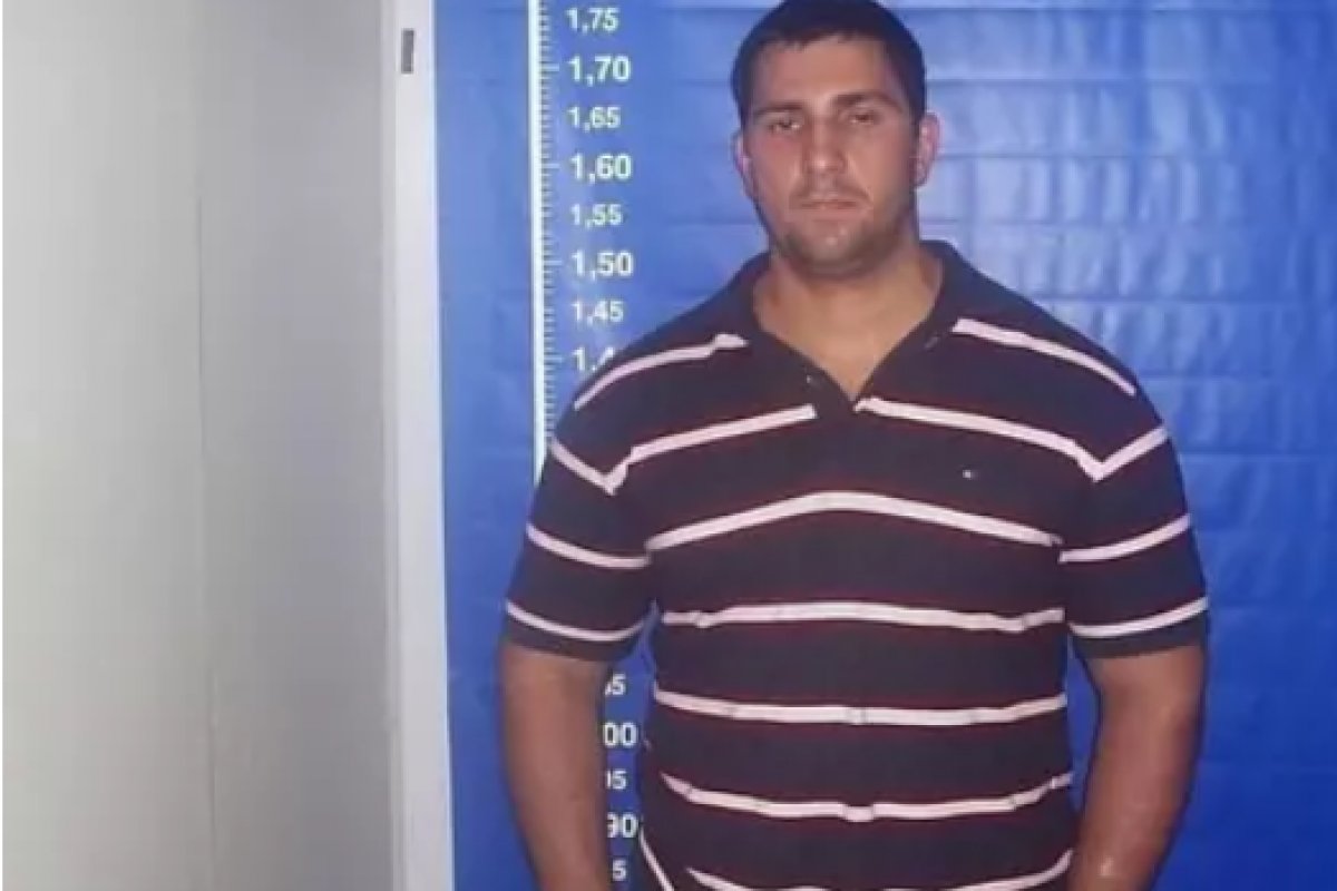 Miliciano repassou mais de R$ 200 mil a Queiroz