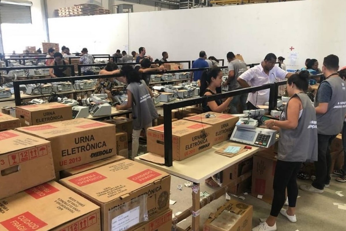 TRE inicia processo de lacração das urnas para o 2º turno das eleições municipais