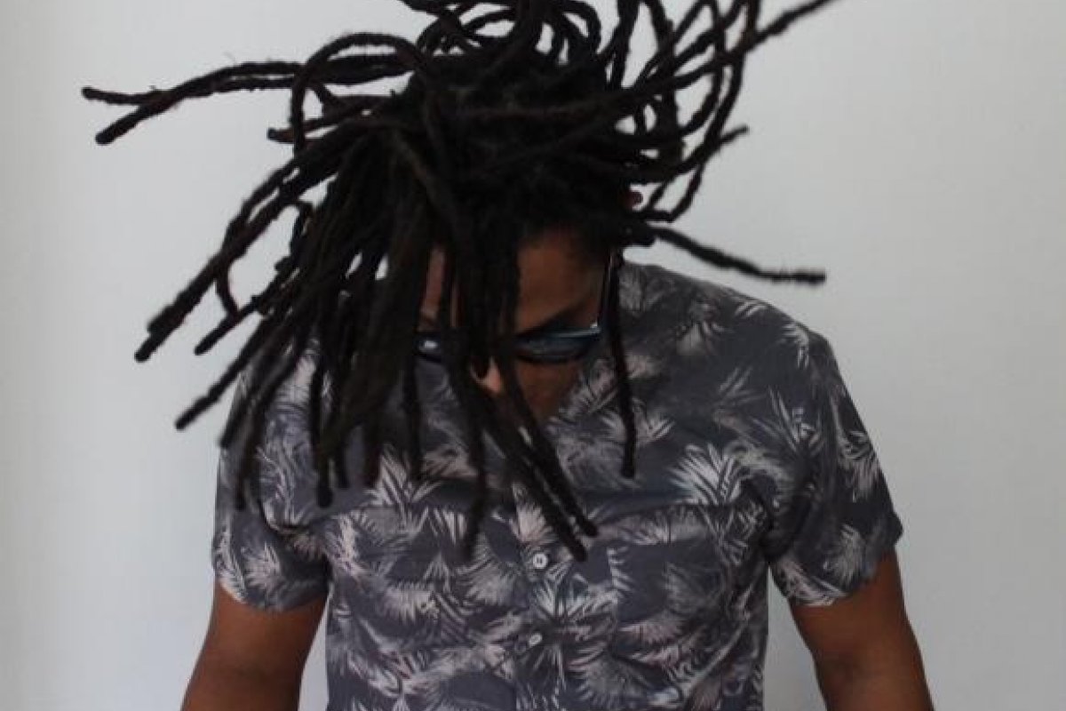 Após turnê internacional, DJ Leo Pinheiro se prepara para lançar seu primeiro single