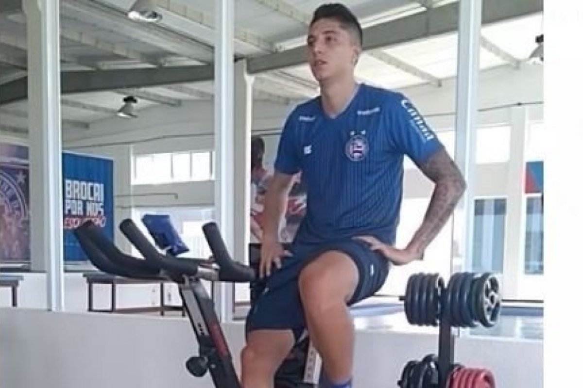 Bahia afirma que Pablo Ramírez testou positivo para Covid-19