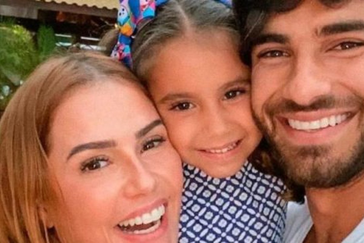 Filha de Deborah Secco vai estrear como atriz na TV Globo