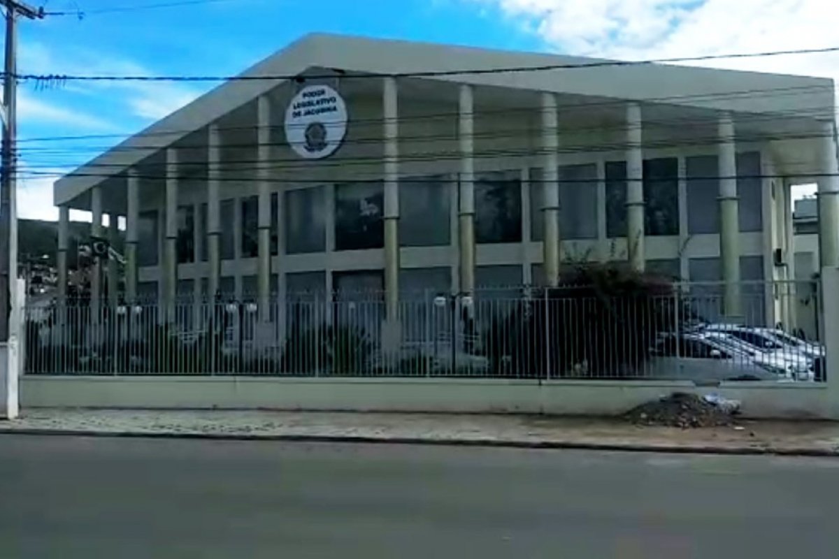 Câmara de Jacobina suspende atividades, após vereador testar positivo para Covid-19