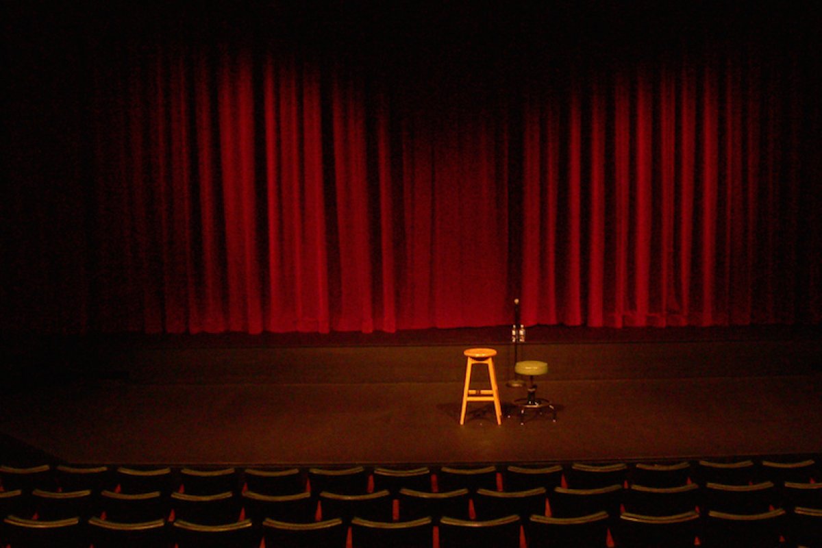 Um em cada dois profissionais da cultura perdeu trabalho em 2020