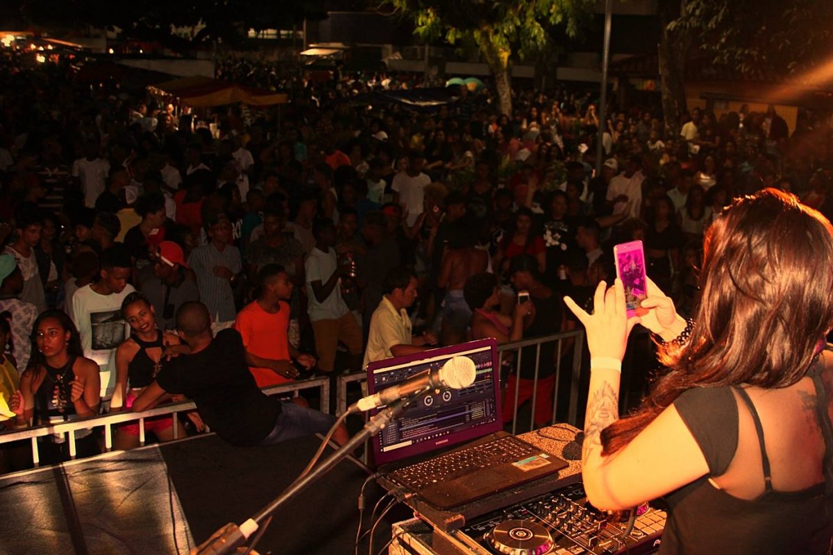 Liderança de bairro de Salvador grava áudio indignada com a quantidade votos recebida por candidato a vereador