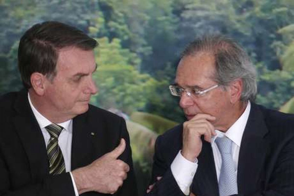 "O nosso posto ipiranga é insubstituível", diz Bolsonaro em cerimônia depois que Guedes se negou a discursar