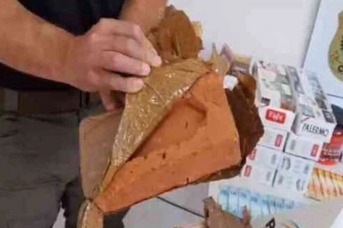 "Não existe mais traficante honesto hoje em dia", diz homem que comprou maconha e recebeu tijolos