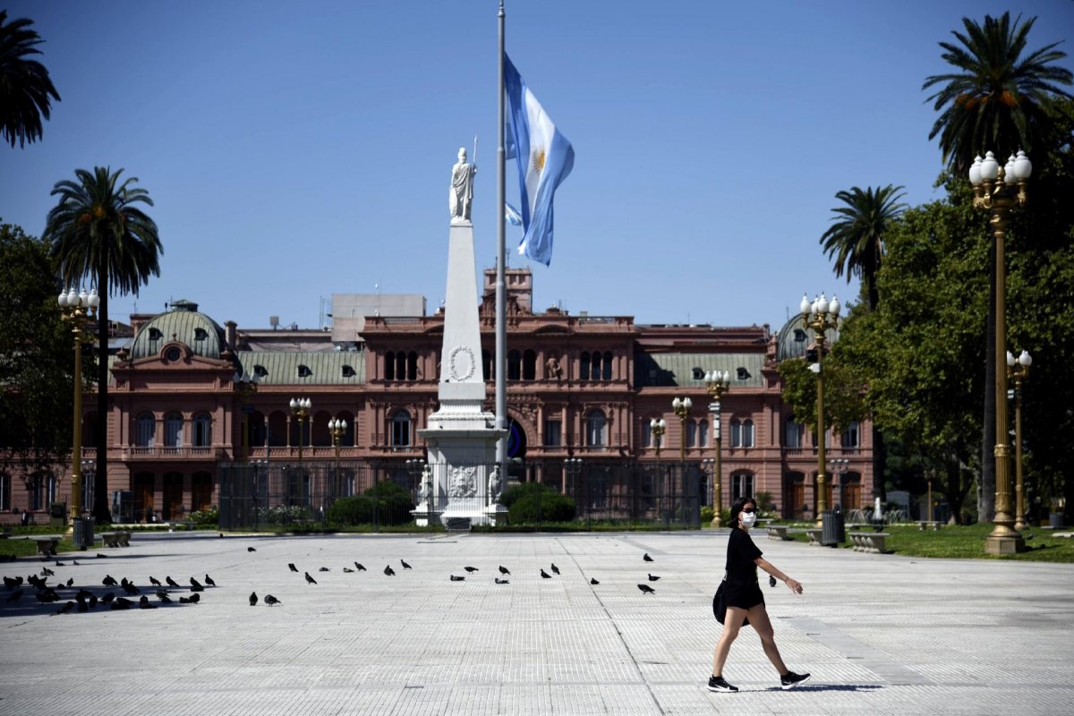 Argentina anuncia fim de quarentena iniciada em março