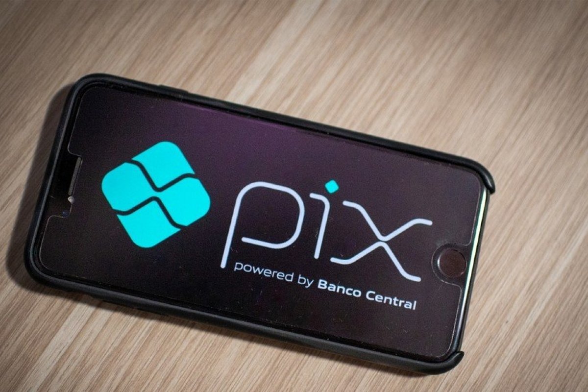 PIX: Golpe com QR Code pode roubar dados do celular, diz pesquisa