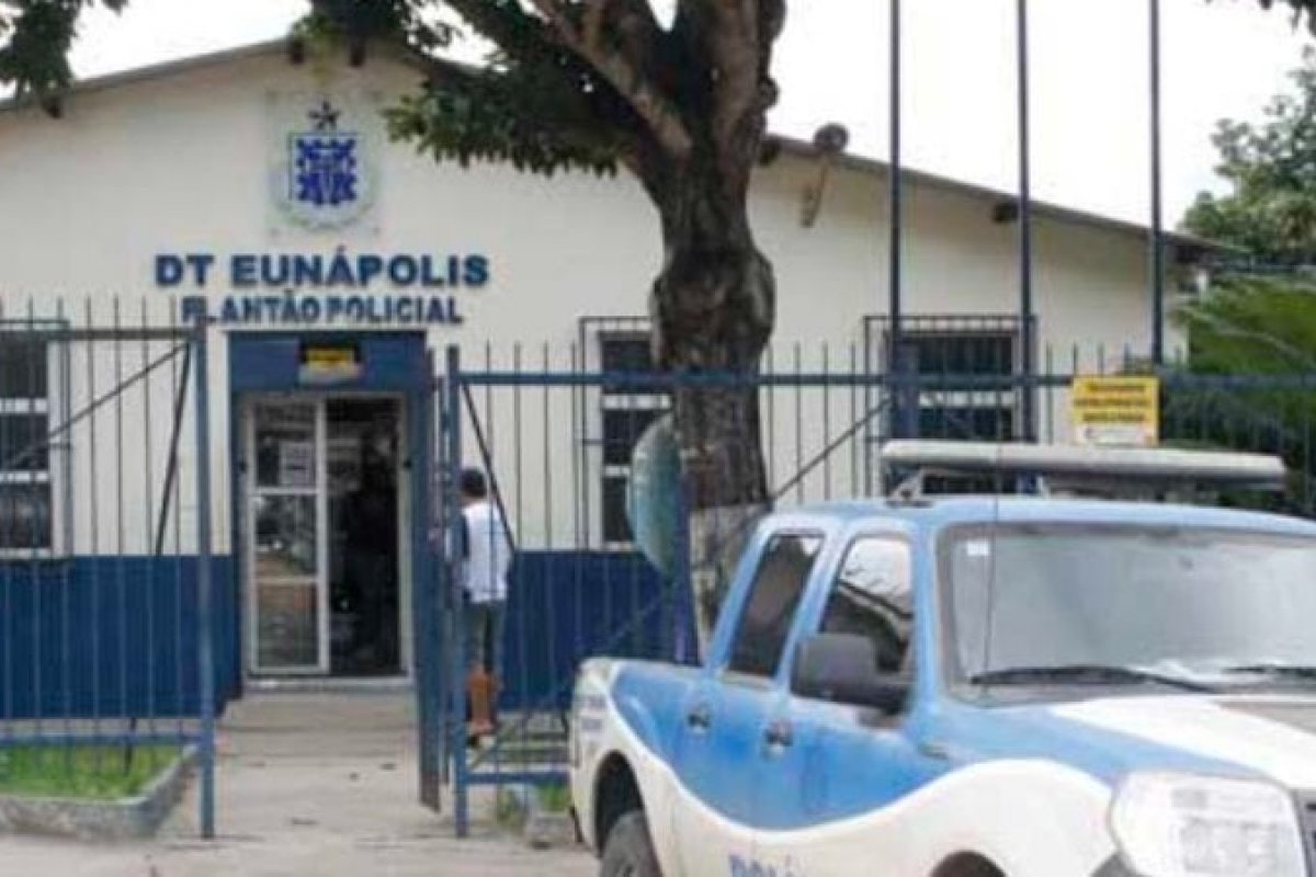 Homem é preso em flagrante ao aplicar golpe em idosa na Bahia