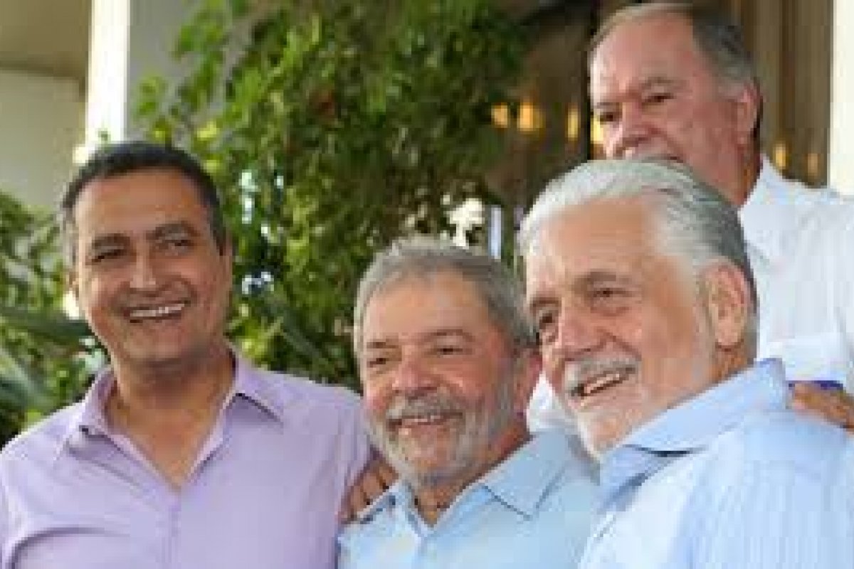 Rui Costa convoca Jaques Wagner para reunião, após derrota do PT na Bahia