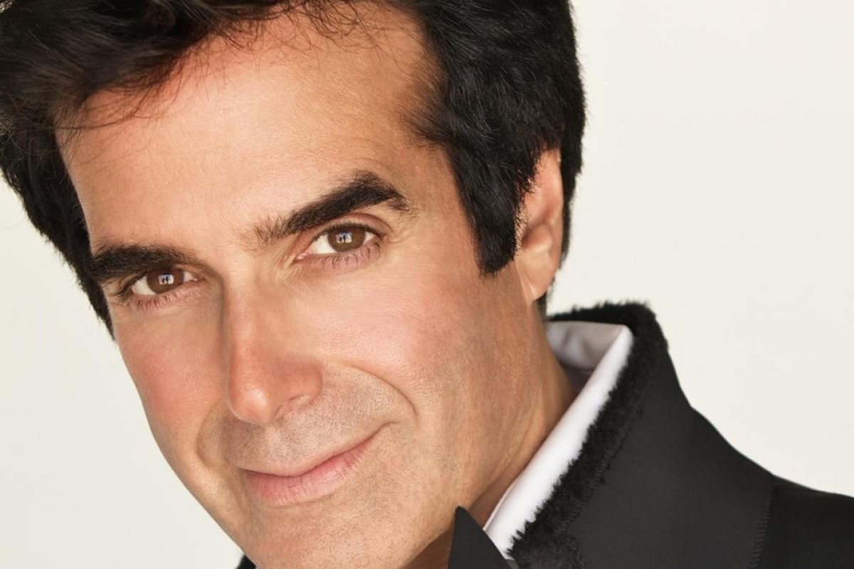 Ilusionistas brasileiros encontram David Copperfield em Las Vegas