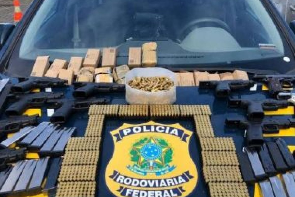 Preso em Salvador ex-vereador do Guarujá suspeito de transportar arsenal