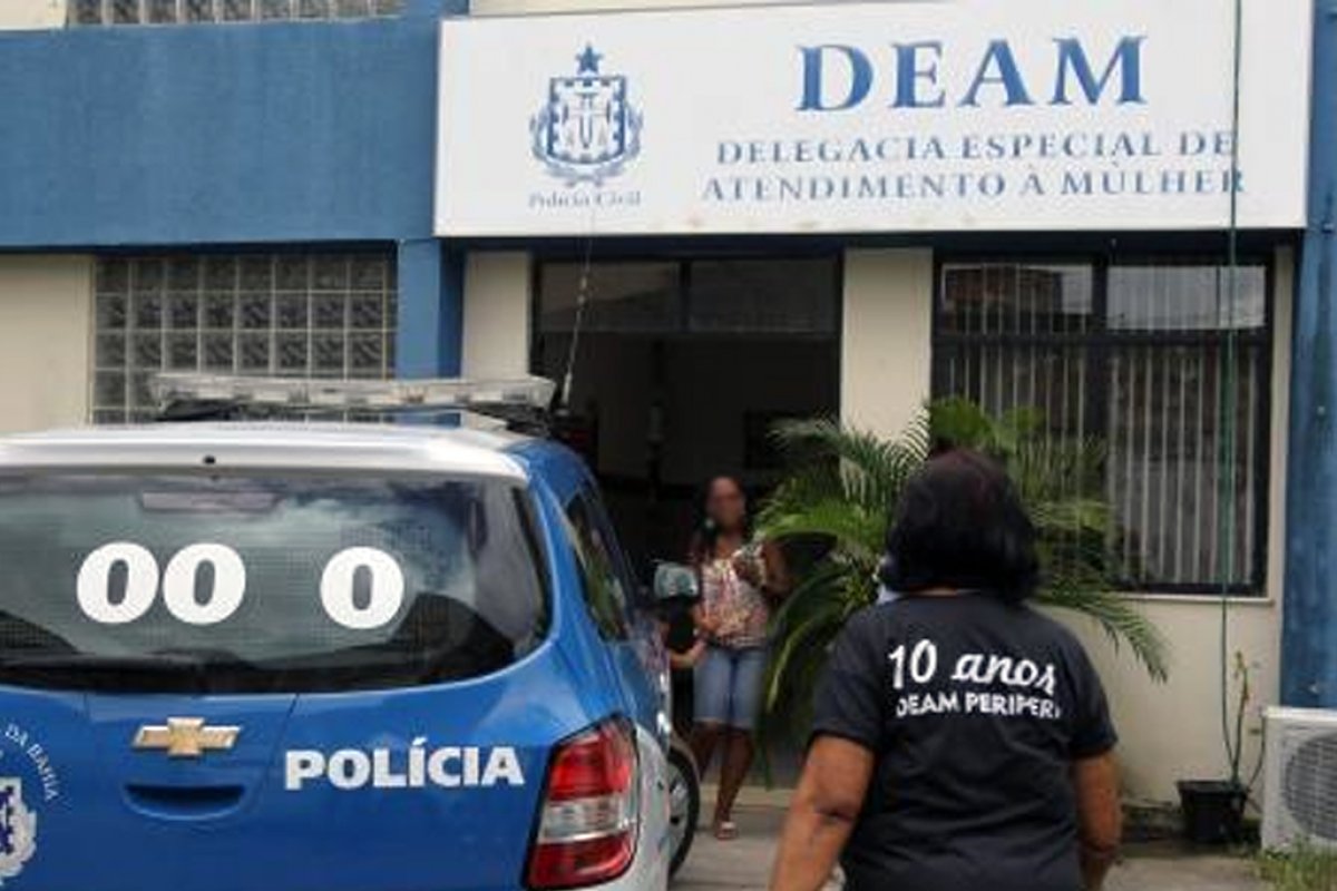 Homem é preso após descumprir medida protetiva contra ex-companheira, em Salvador