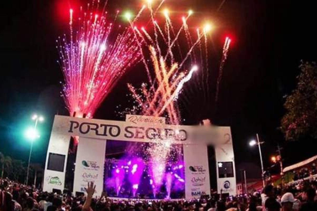 Porto Seguro suspende decreto que autorizava festas de fim de ano