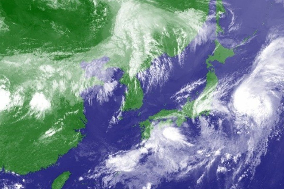 Oeste do Japão é atingido por chuvas e ventos fortes