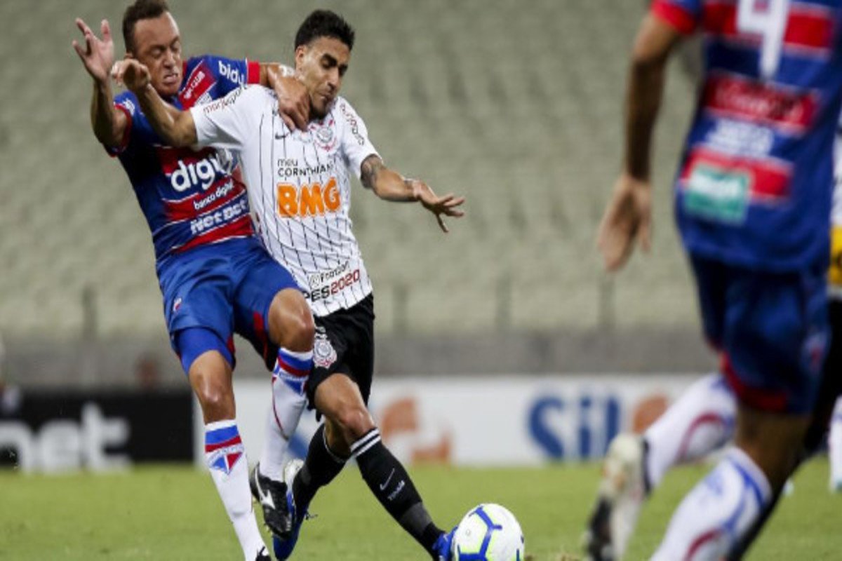 Corinthians é o time com mais expulsões no Brasileirão, aponta levantamento