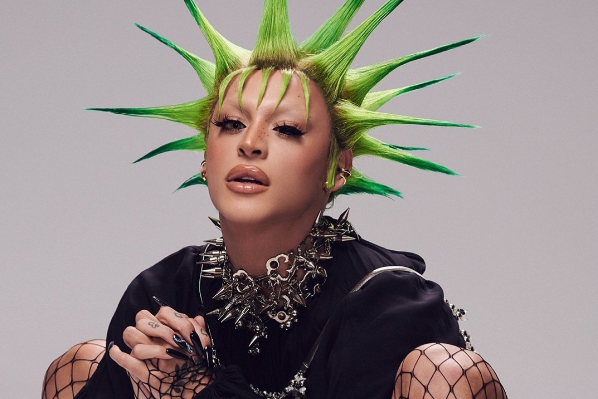 Pabllo Vittar é eleito 'Homem do Ano' 2020 da revista GQ Brasil