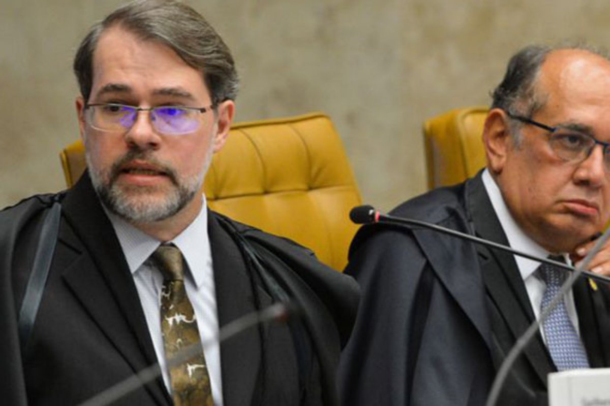 Ministros do STF abrem caminho para reeleição de Alcolumbre e de Maia