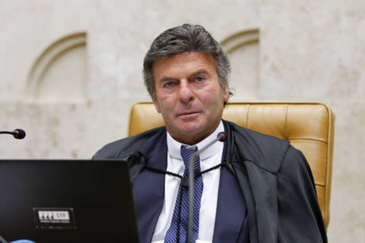 STF adia julgamento que analisa se o Governo deve apresentar plano de vacinação contra covid-19