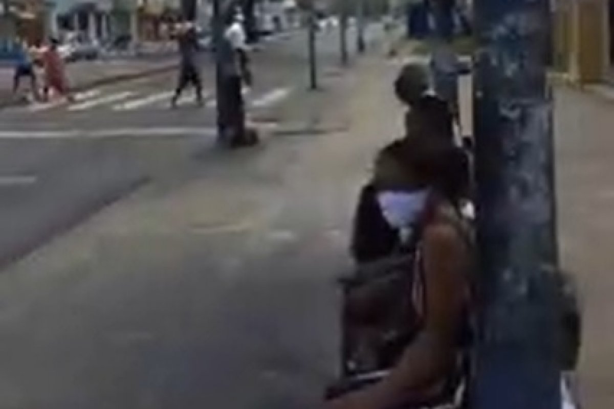 Vídeo: Usuária denuncia a falta de transporte público em Salvador