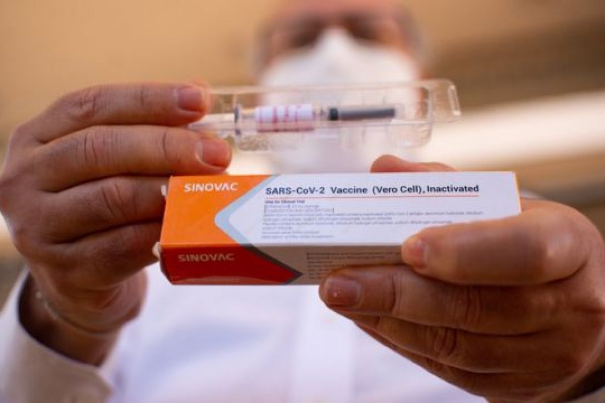 Anvisa diz que ainda espera dados para analisar aprovação da Coronavac