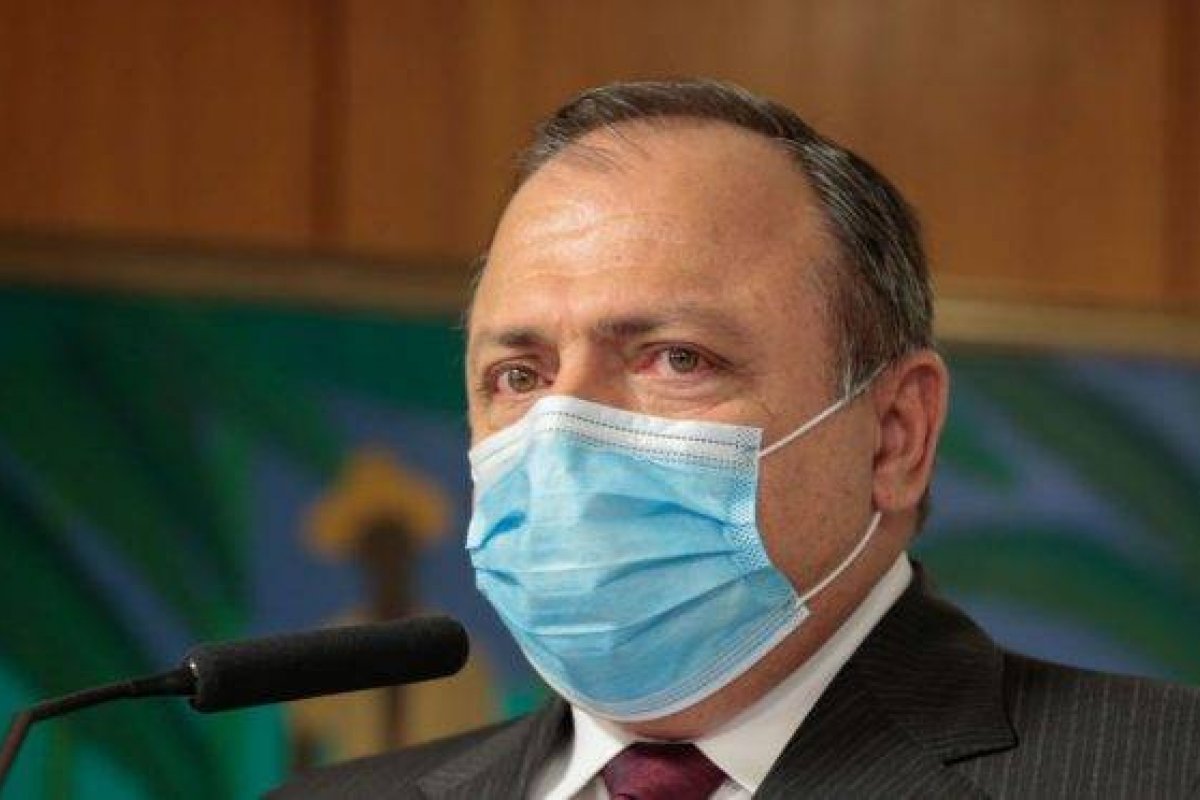 Pazuello diz que Ministério da Saúde realizará vacinação em todo o Brasil