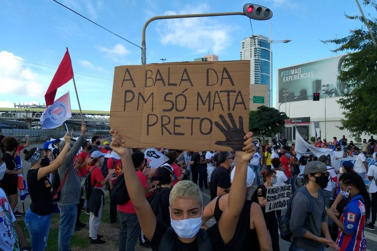 Levantamento revela que 96,9% dos assassinados pela polícia na Bahia em 2019 eram negras