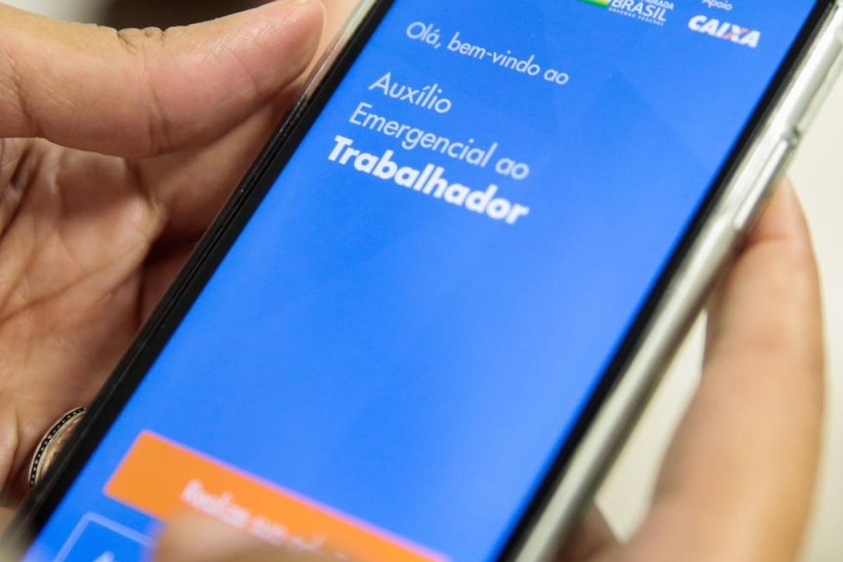 Governo amplia prazo para solicitar revisão de auxílio emergencial