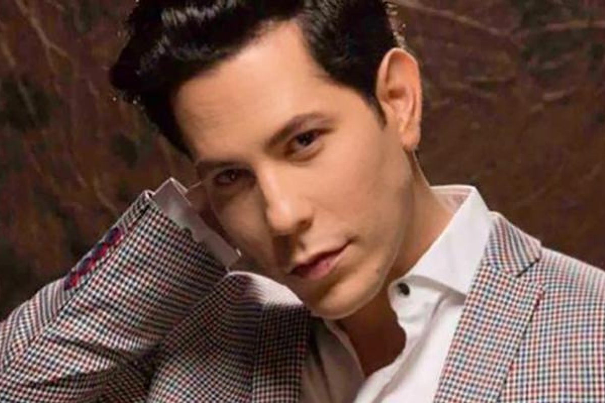 Cantor famoso é acusado de transmitir HIV a ex-garoto de programa: ''Que a justiça seja feita''