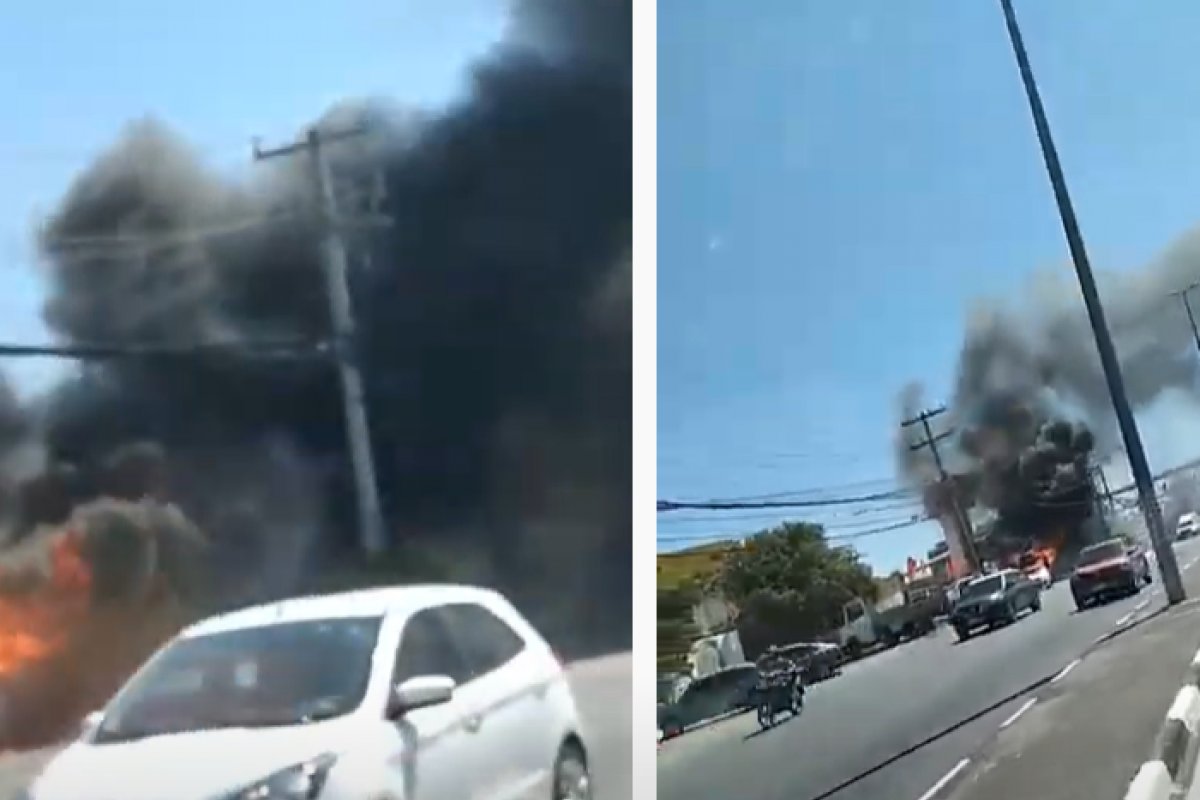 Ônibus pega fogo em Lauro de Freitas