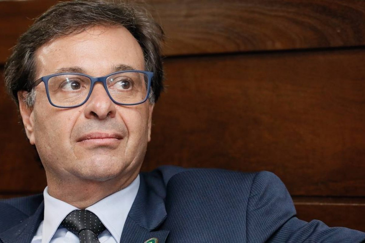 Novo ministro, Gilson Machado pede aos governantes que não fechem atividades ligadas ao turismo