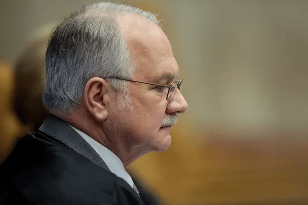 Lista tríplice de universidades deve ser respeita por Bolsonaro, determina Fachin