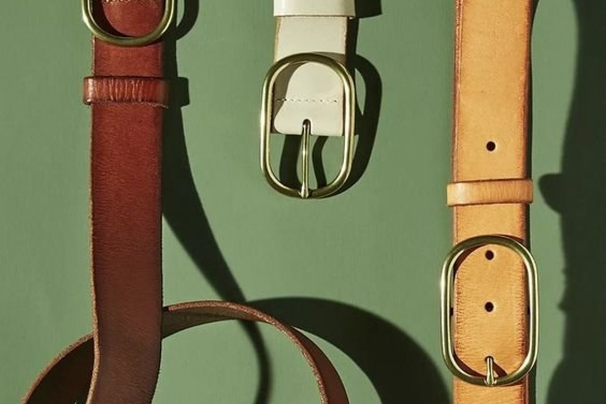 As melhores combinações com cinto colorido