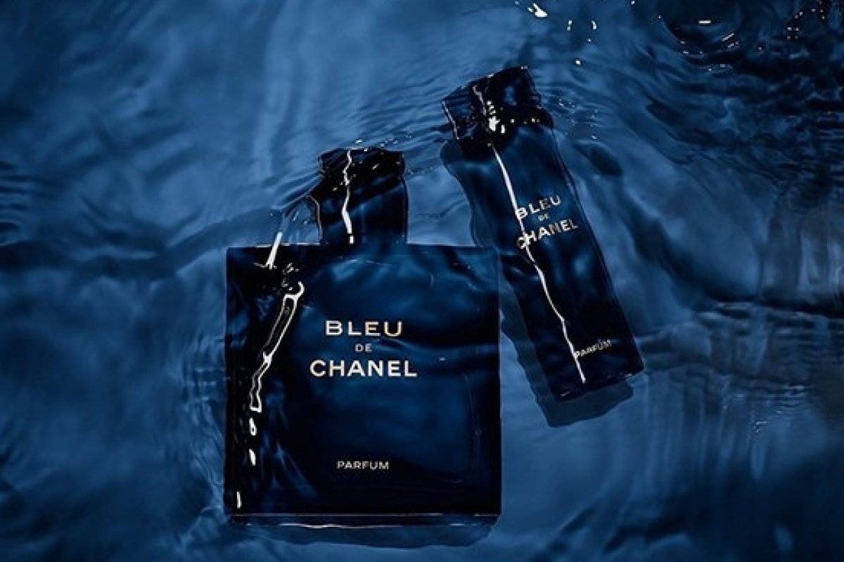 Chanel convida o ator francês Gaspard Ulliel para apresentar seu novo perfume masculino