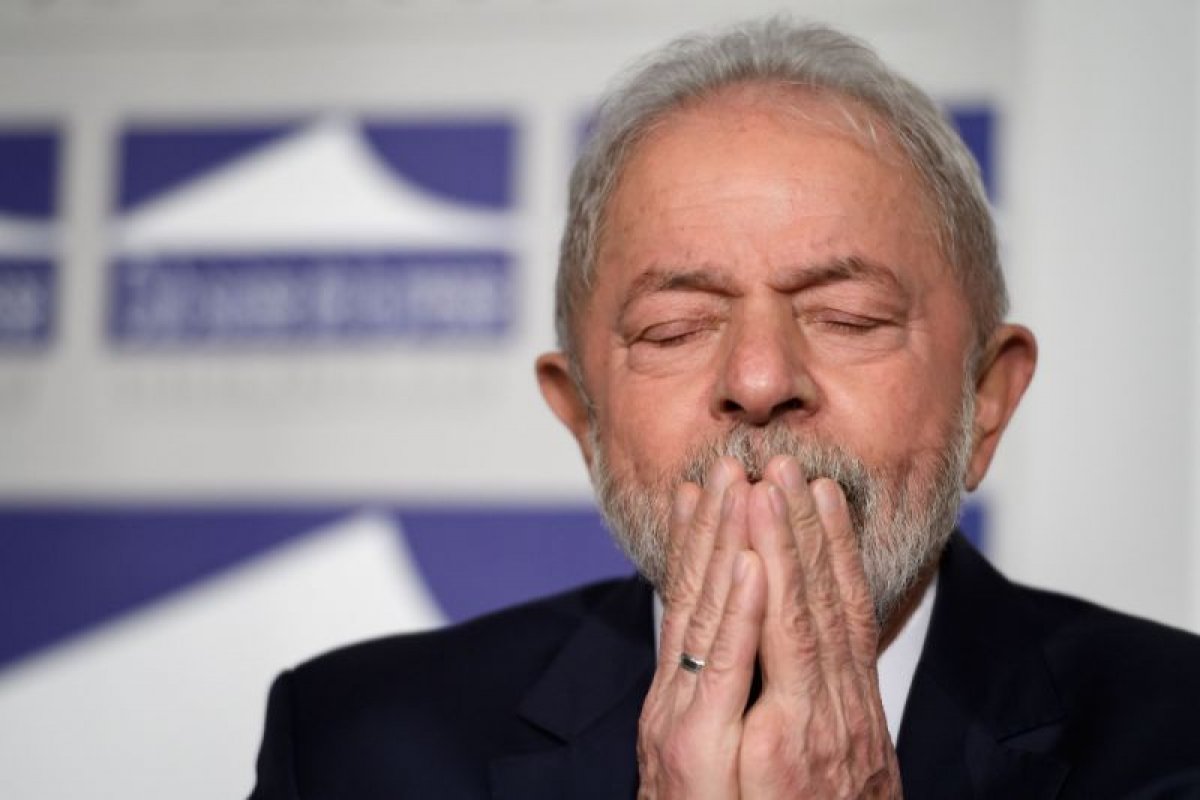 Lula tem ação por lavagem de dinheiro e tráfico de influência arquivados por juiz