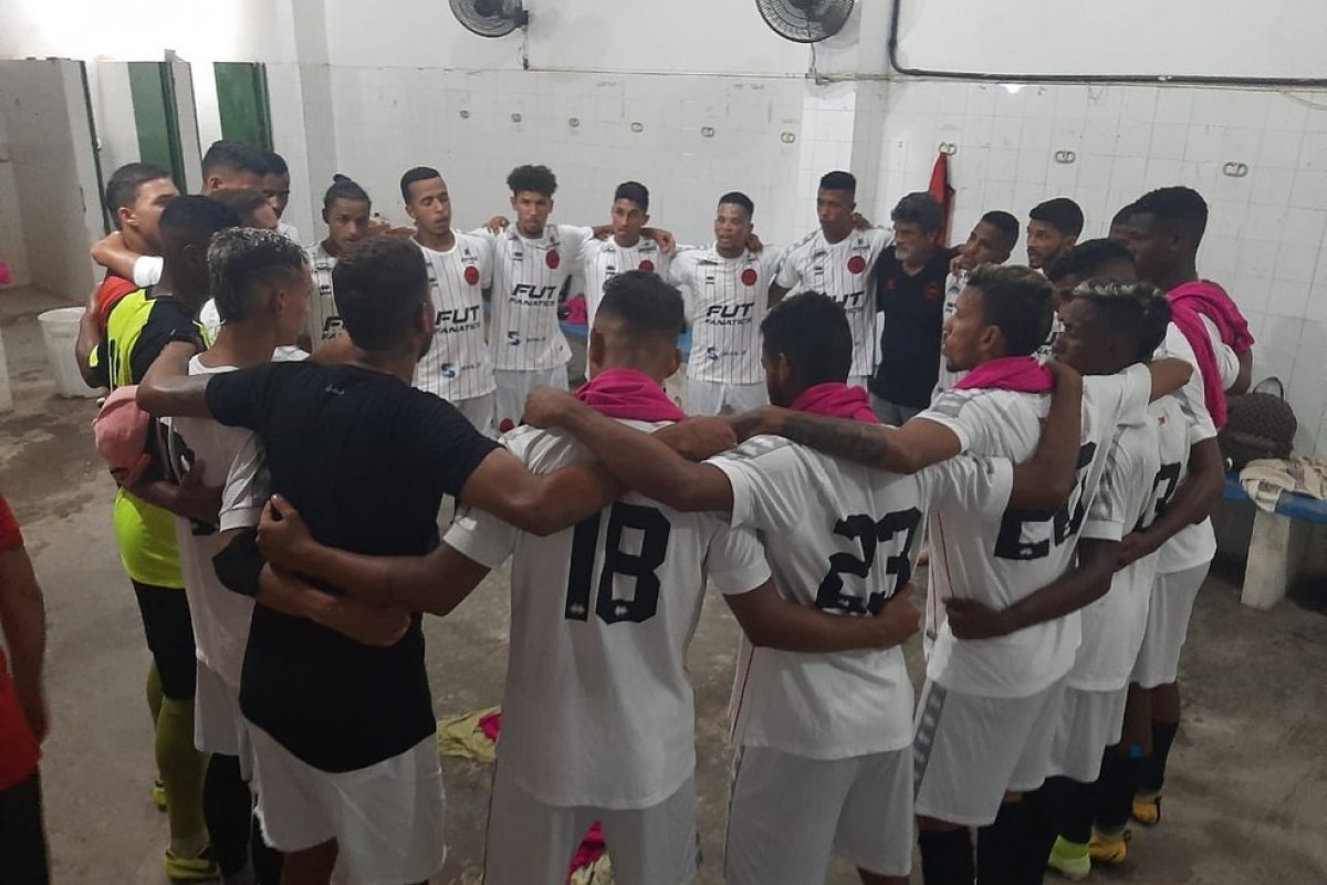 Pior time do mundo, Íbis joga para voltar à elite após 20 anos