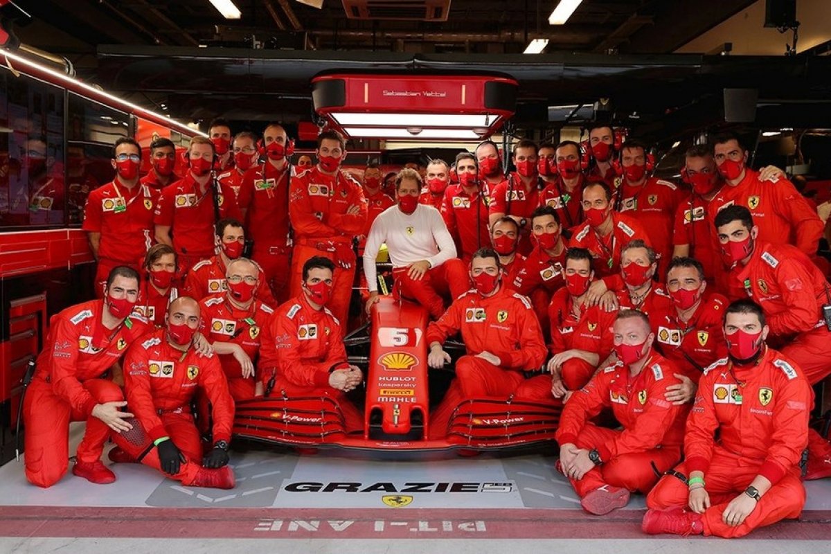 Vettel se despede da Ferrari com festa e elogios a Leclerc em Abu Dhabi