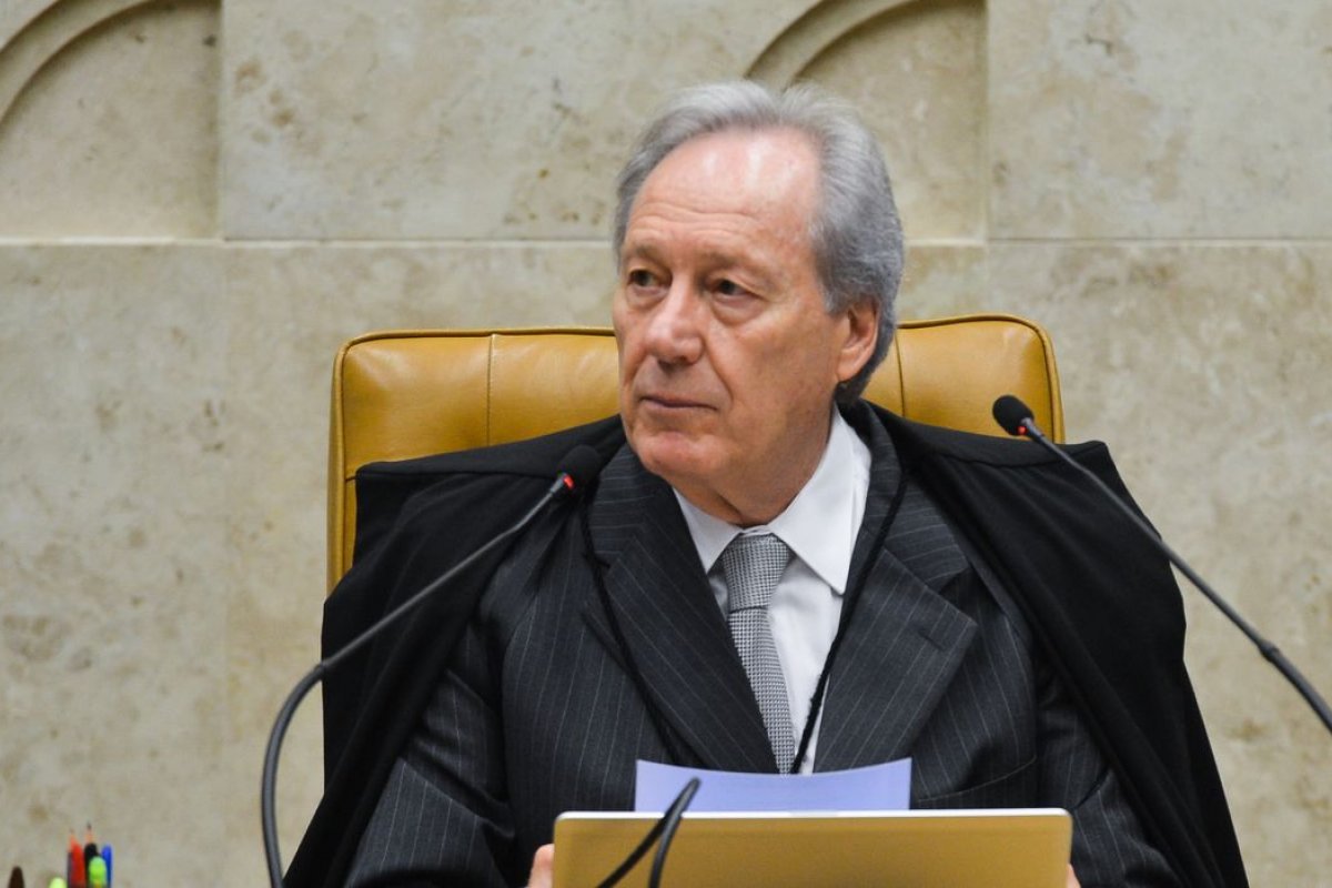 OAB pede ao STF para liberar vacina contra Covid-19 aprovada no exterior