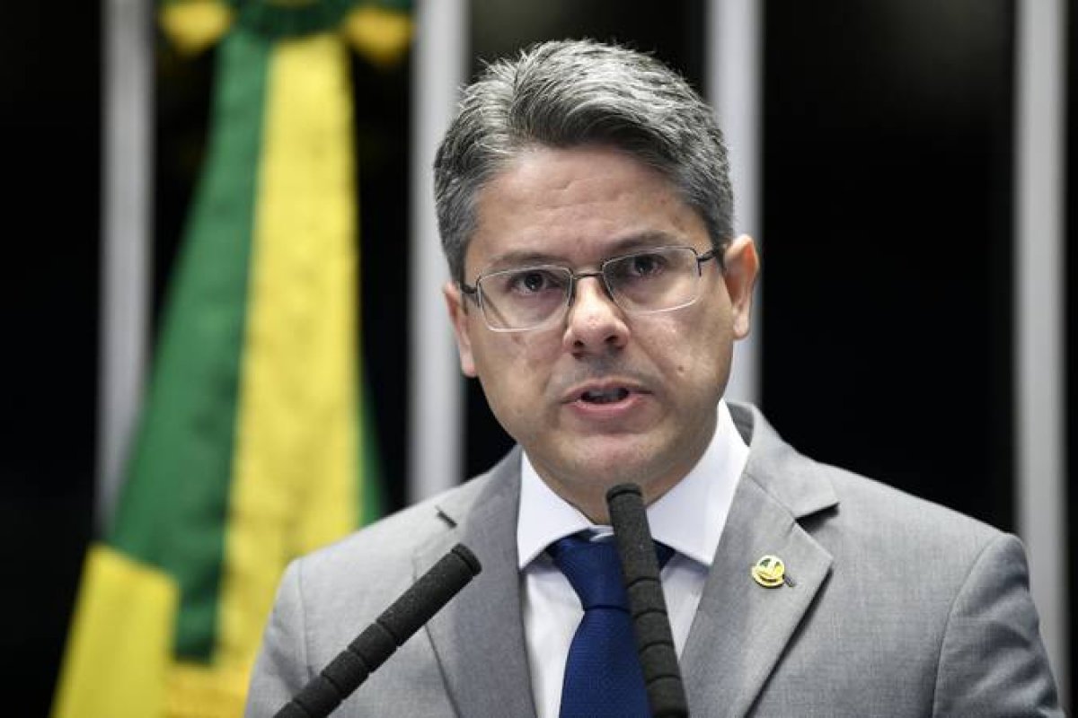Senador de Sergipe quer prorrogação do auxílio emergencial