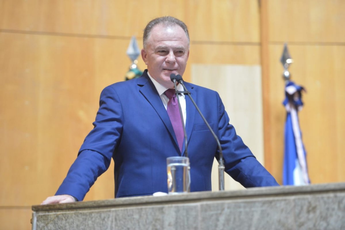 Governador do ES diz que quer ouvir a opinião de Jair Bolsonaro sobre a vacina contra o novo coronavírus