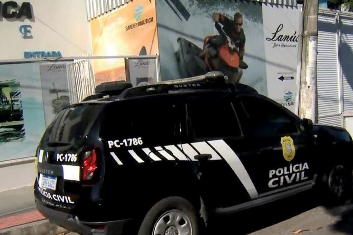 Operação contra "prestadora de serviços" de lavagem de dinheiro cumpre mandados no ES e mais três estados