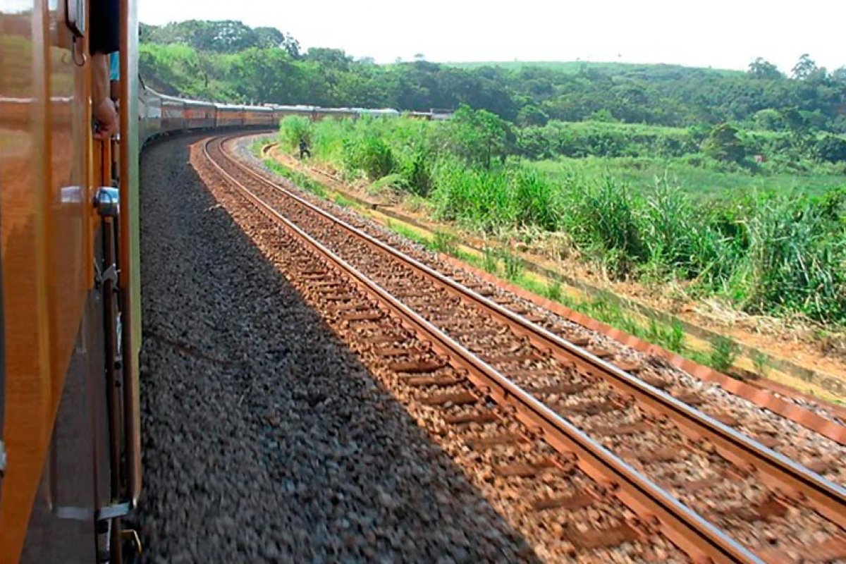 Governo aprova condições para processo de desestatização de ferrovias, aeroportos e rodovias